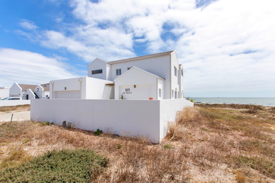 4 Bedroom Property for Sale in Sandy Point Western Cape